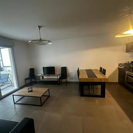 Apartament Superbe Terrasse 2p A 5 Min A Pied Du Vieux Nice, Du Port Et Du Tram *